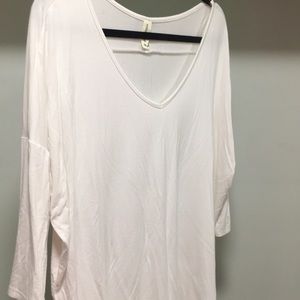 White piko style shirt